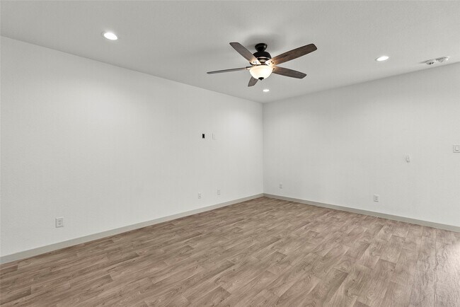 Photo - 14531 Sweetwater Dr