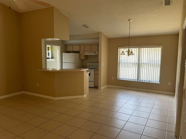 Photo - 2634-2640 Landover Blvd Unit 2638 Landover