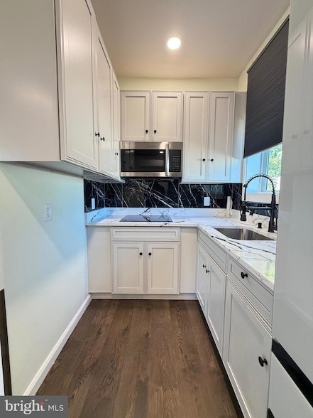 Photo - 6708 Longridge Dr
