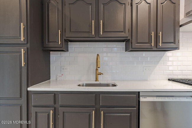 Photo - 94 Valley Ave