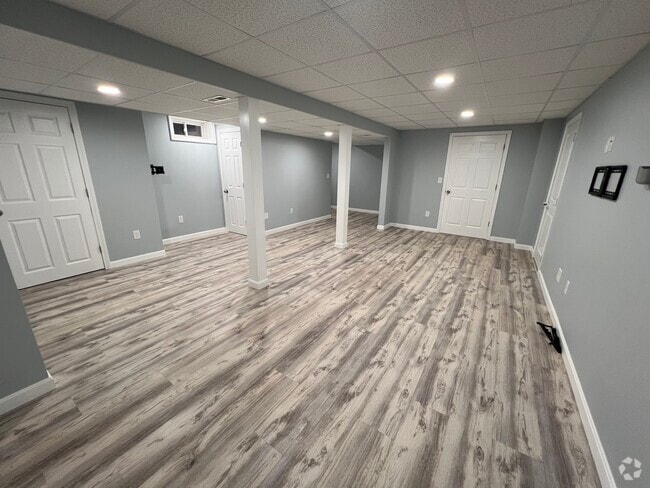 Building Photo - 6 Paper Birch Path Rental