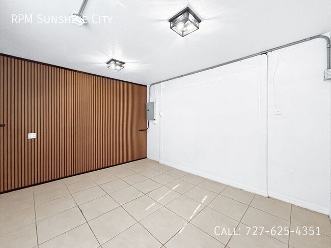 Photo - 3684 14th Ave SE Unit 3684 1/2 14th Ave SE