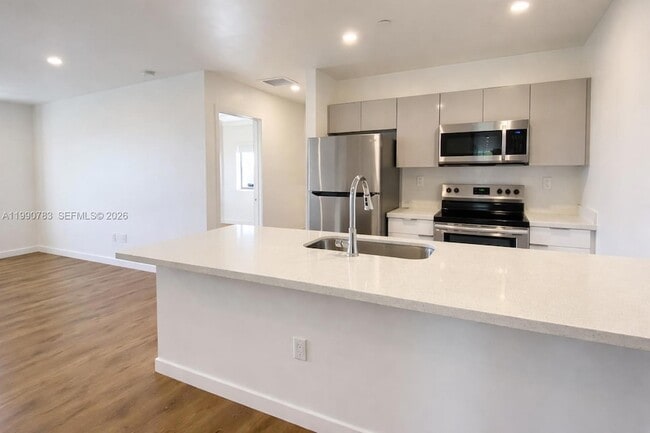 Photo - 1950 Fletcher St Unit 303