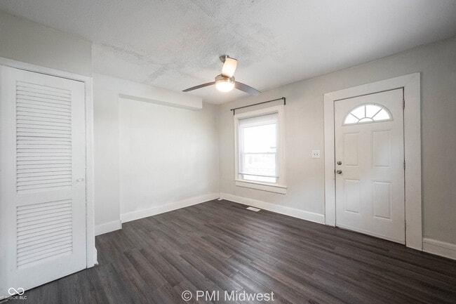 Photo - 944 E Minnesota St