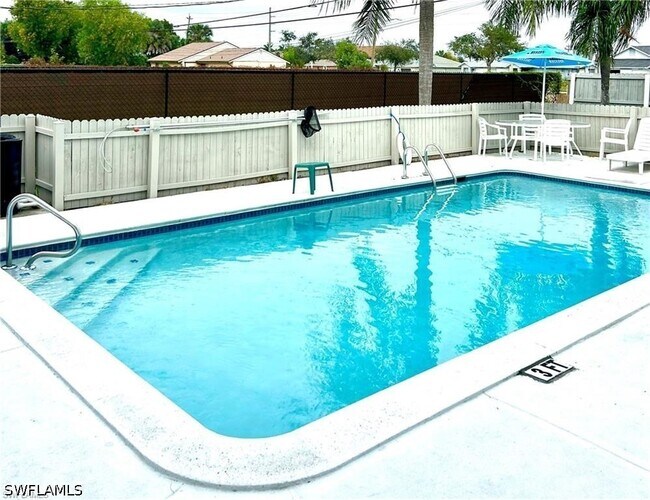 Photo - 1005 SW 48th Terrace