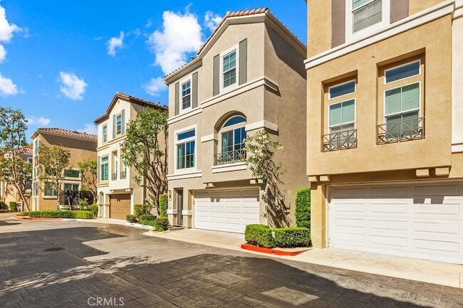 205 Montana Del Lago Dr
