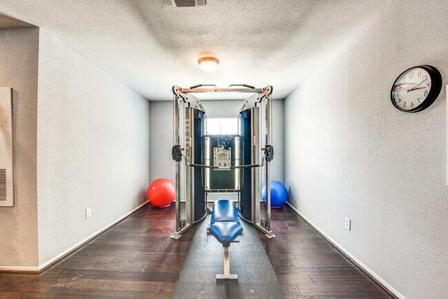 Photo - 2800 NASA Road 1 Unidad c1