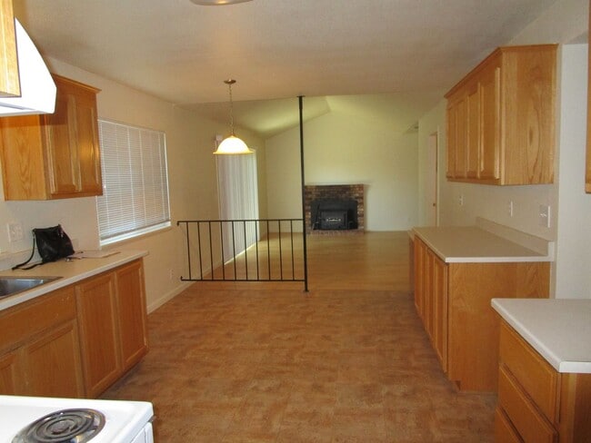 Photo - 833 Scoter Way