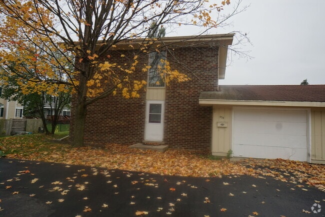 Building Photo - 638 St Johns Rd Rental