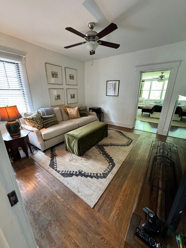 Photo - 45 Hartweg Ave