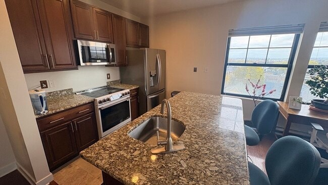 Photo - 72 Ashland St Unit 401