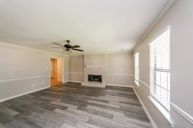 Photo - 7333 Eastover Blvd