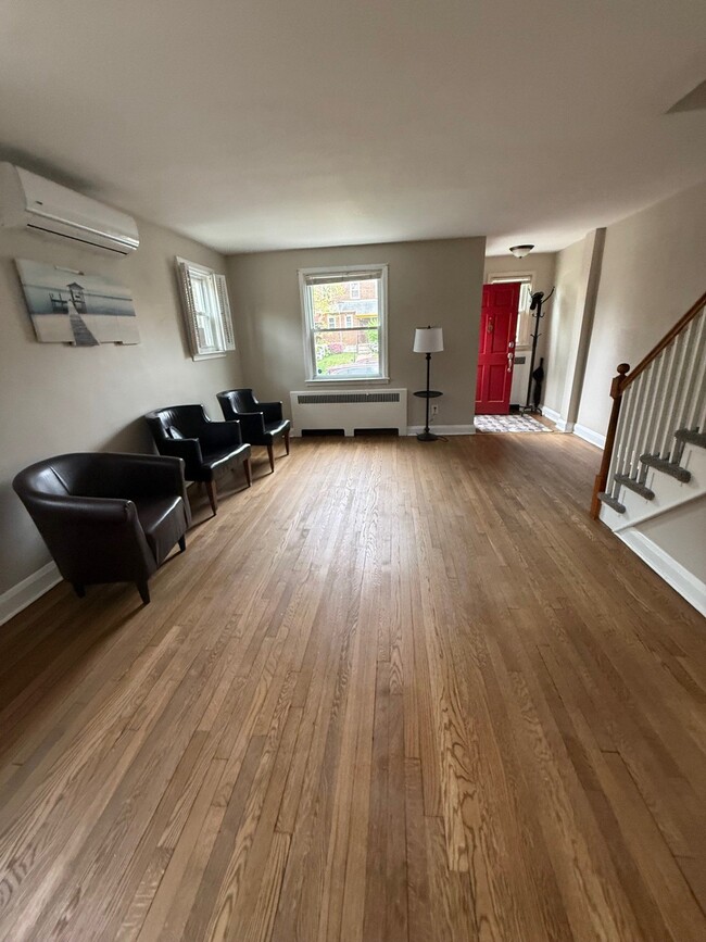 Photo - 3514 Ailsa Ave