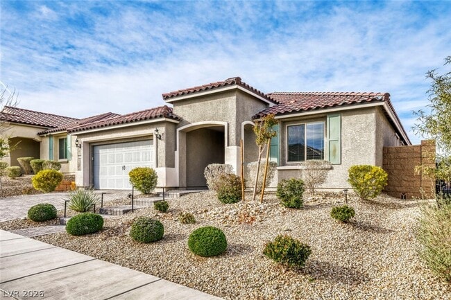 Building Photo - 10594 Skye Arroyo Ave