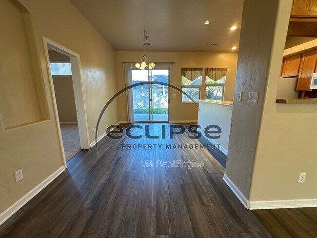 Photo - 2508 Pierce Ave