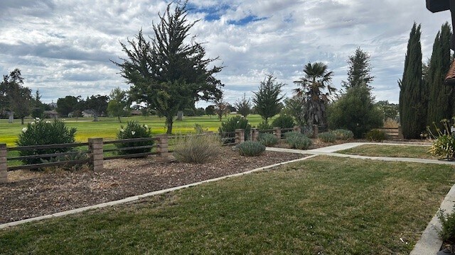 Photo - 1760 Creston Rd