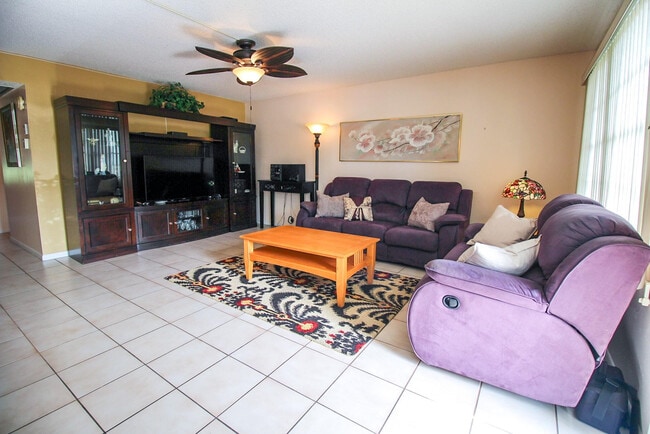 Photo - 1027 Lyndhurst I Unit 1027