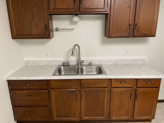 Photo - 1621 Willis Ave