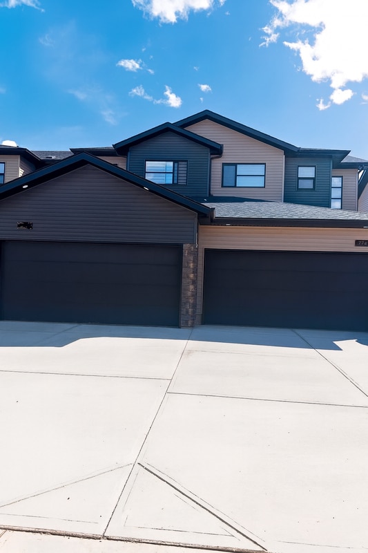 Building Photo - 7729-174A 174A Ave NW