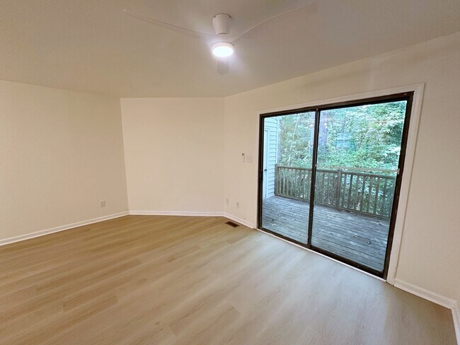 908 Hearthridge Ct