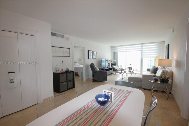 Photo - 5151 Collins Ave Unit 1226