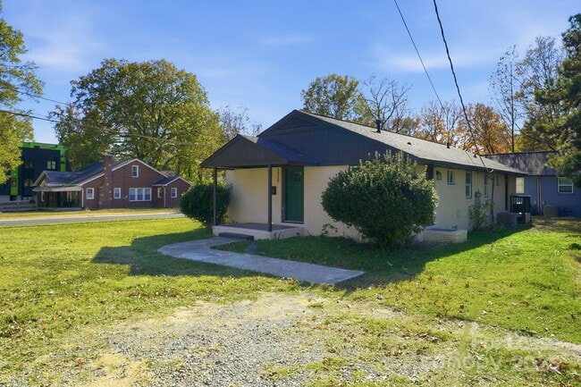 Photo - 1320 Anderson St