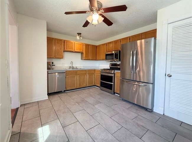 Photo - 3009 Atchison Way
