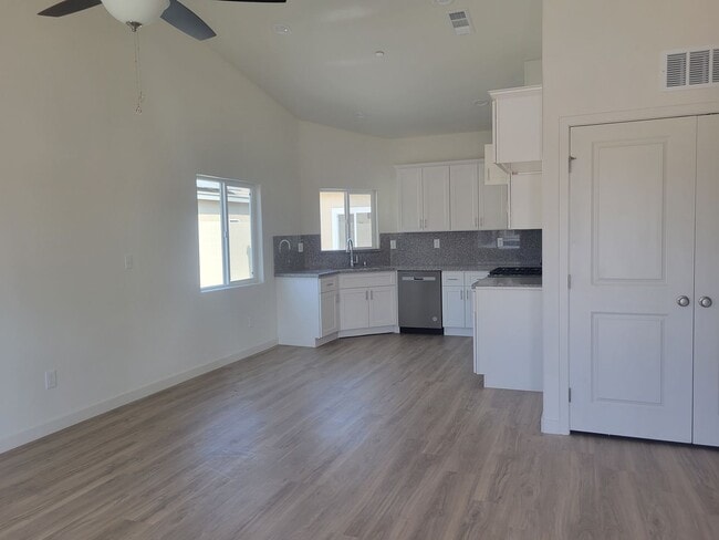 Photo - 8500 Grandy St Unidad 8500 Grandy St  A