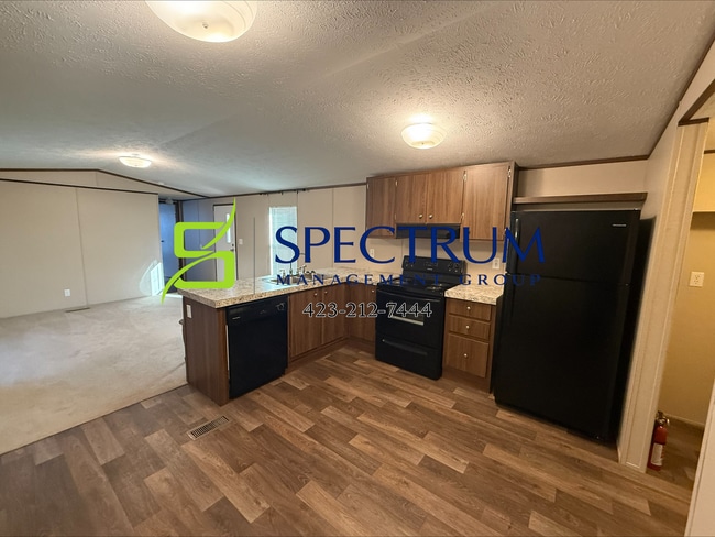 Photo - 2876 Democrat Rd