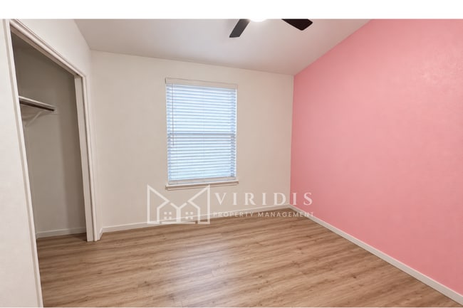 4001 Ivywood Ct