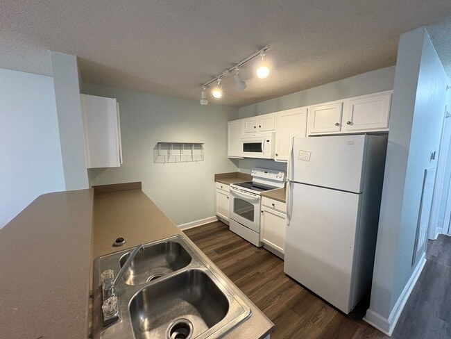 Photo - 731 Harts Cove Way Unit 1