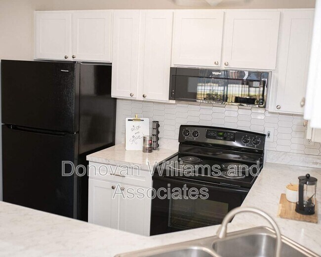 Photo - 2225 Kilborne Dr Unit H