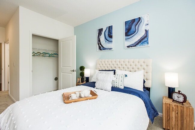 Riverscape Apartments