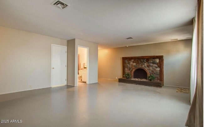 Photo - 6445 S 32nd St