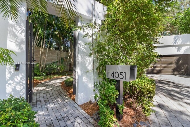 Photo - 4051 Ensenada Ave