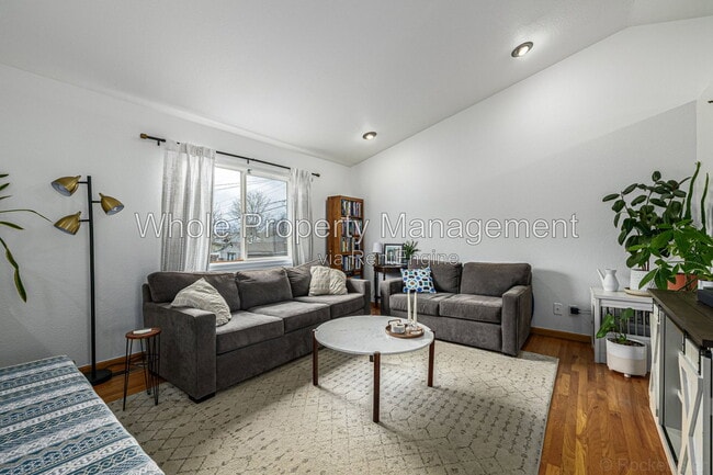 Photo - 965 Wolff St Unit Apt D
