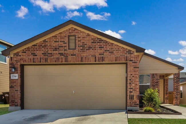 Beautiful 1 Story Home! - Beautiful 1 Story Home!