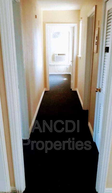 Photo - 703 Spring St