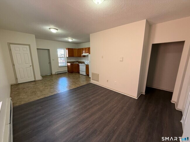 Photo - 834 Park St Unidad 3W