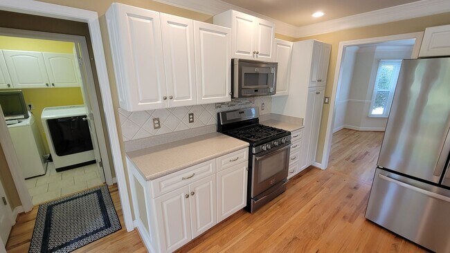 4 Bed, 2.5 Bath Home Available in Taylors
