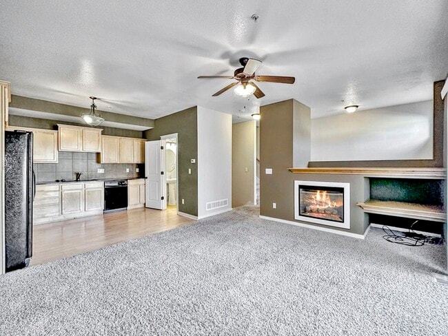 Photo - 203 NE 45th Ln