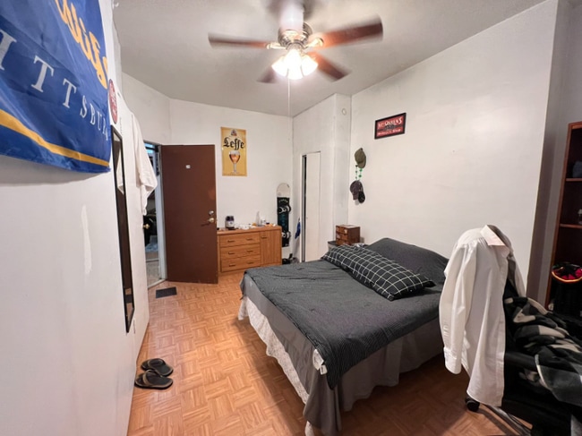 Photo - 3 Oakland Square