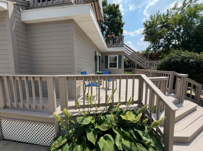 Photo - 729 Liberty St Unit 1