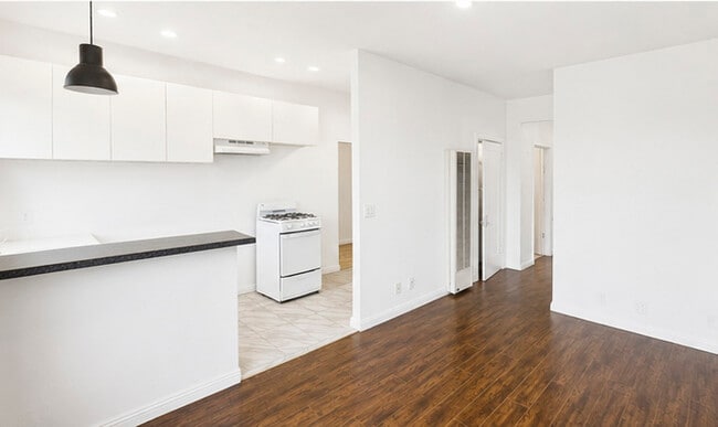 SAMO East Hollywood LLC