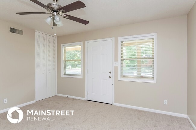 Photo - 4100 Chippewa Rd