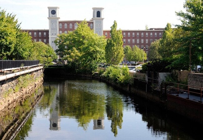 Massachusetts Mills