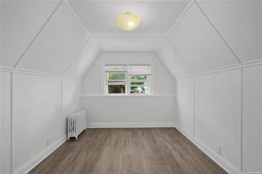 Photo - 2502 169th St