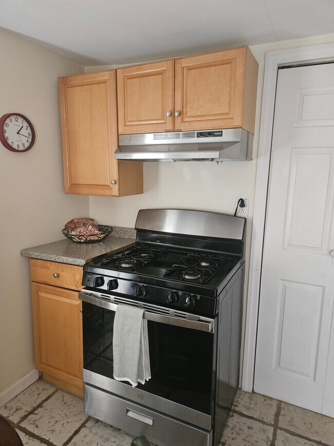 Photo - 140 Mount Kemble Ave
