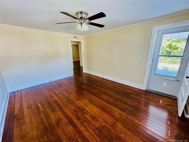 Photo - 1007 Jenkins St