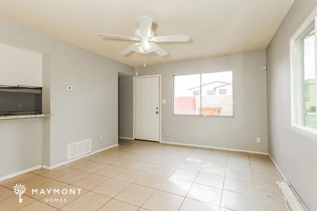 Photo - 5046 N 40th Ave